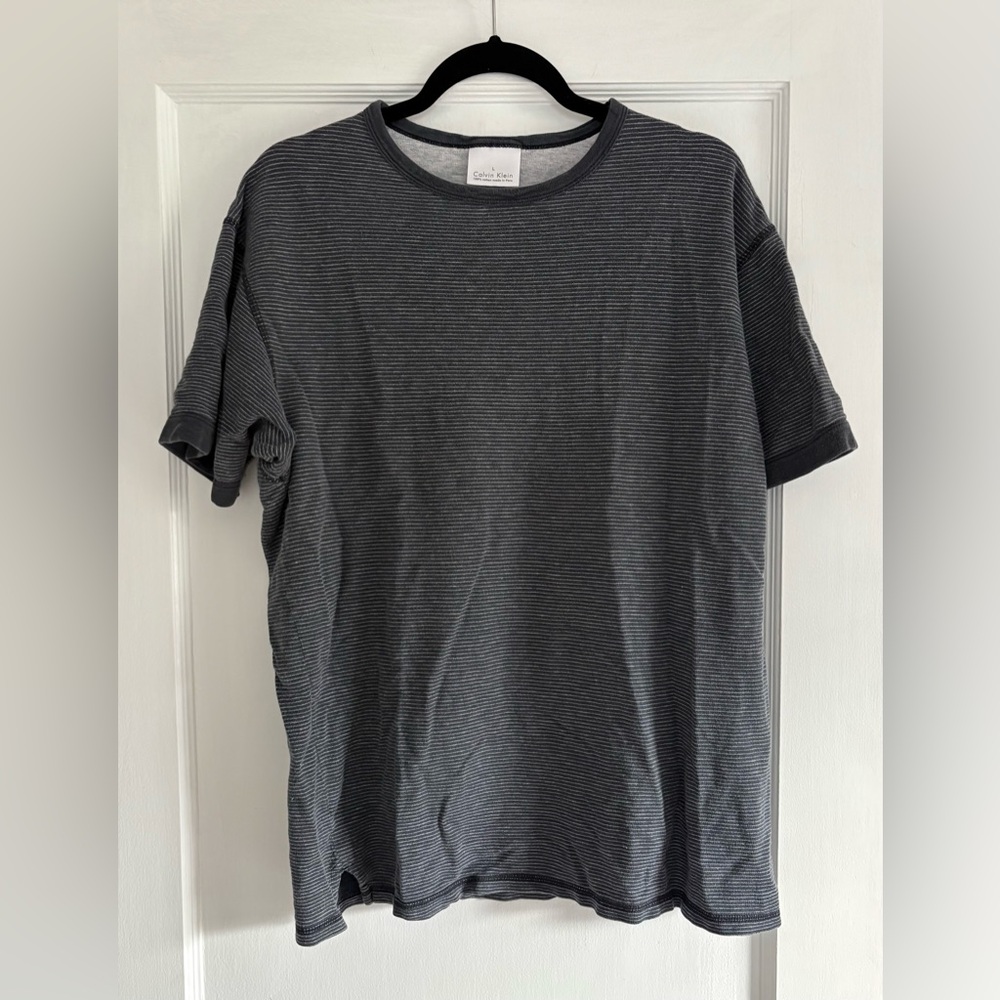 Calvin Klein Men's 100% Cotton Striped T-Shirt Size Large